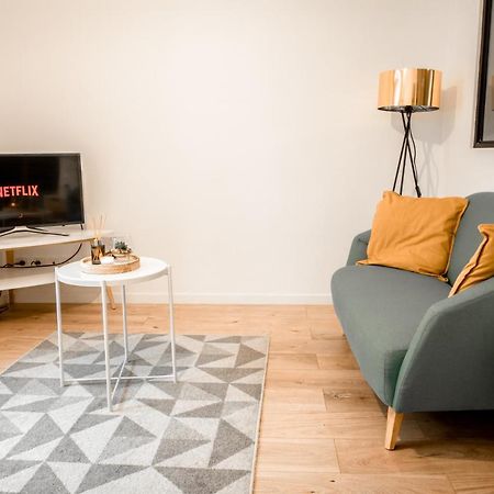 Charmant F2 Hyper Centre De Melun Apartment Exterior photo